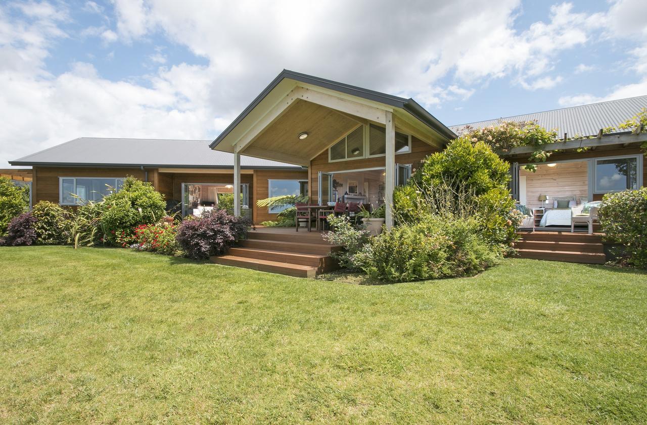 Kaimai Country Lodge Катикати Экстерьер фото